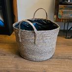 Grote rieten bloempot, Tuin en Terras, Bloempotten, Overige materialen, Gebruikt, Rond, Ophalen of Verzenden