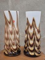 2x een Vintage vaas Florence Carlo Moretti bruin beige wit, Overige kleuren, Ophalen of Verzenden, Minder dan 50 cm, Glas