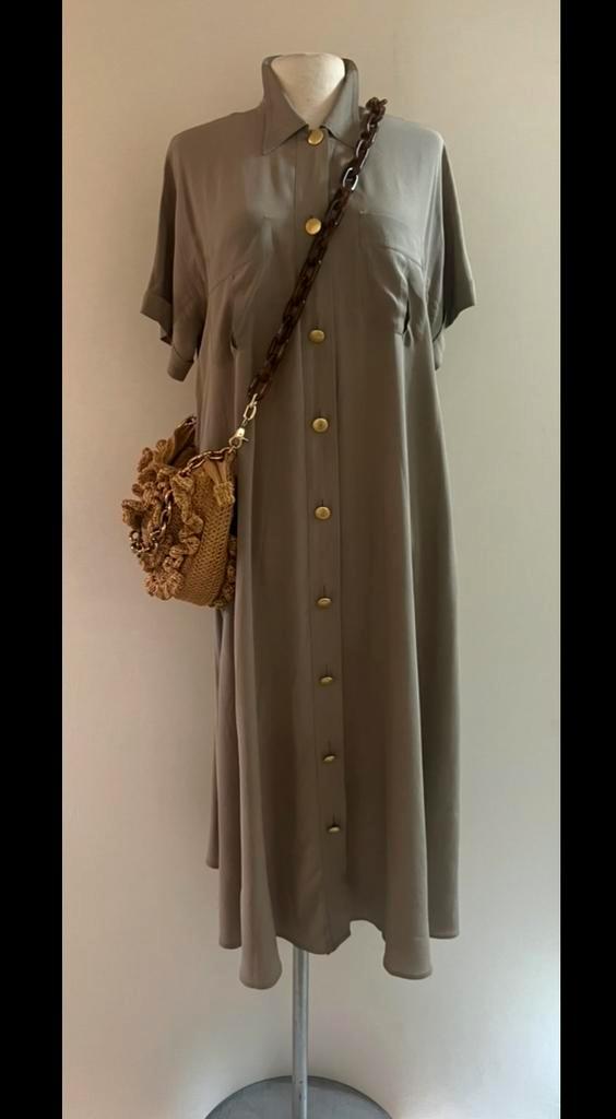 Max Mara MaxMara 38/40/42 zijde ruime jurk khaki, Kleding | Dames, Jurken, Zo goed als nieuw, Maat 38/40 (M), Groen, Onder de knie