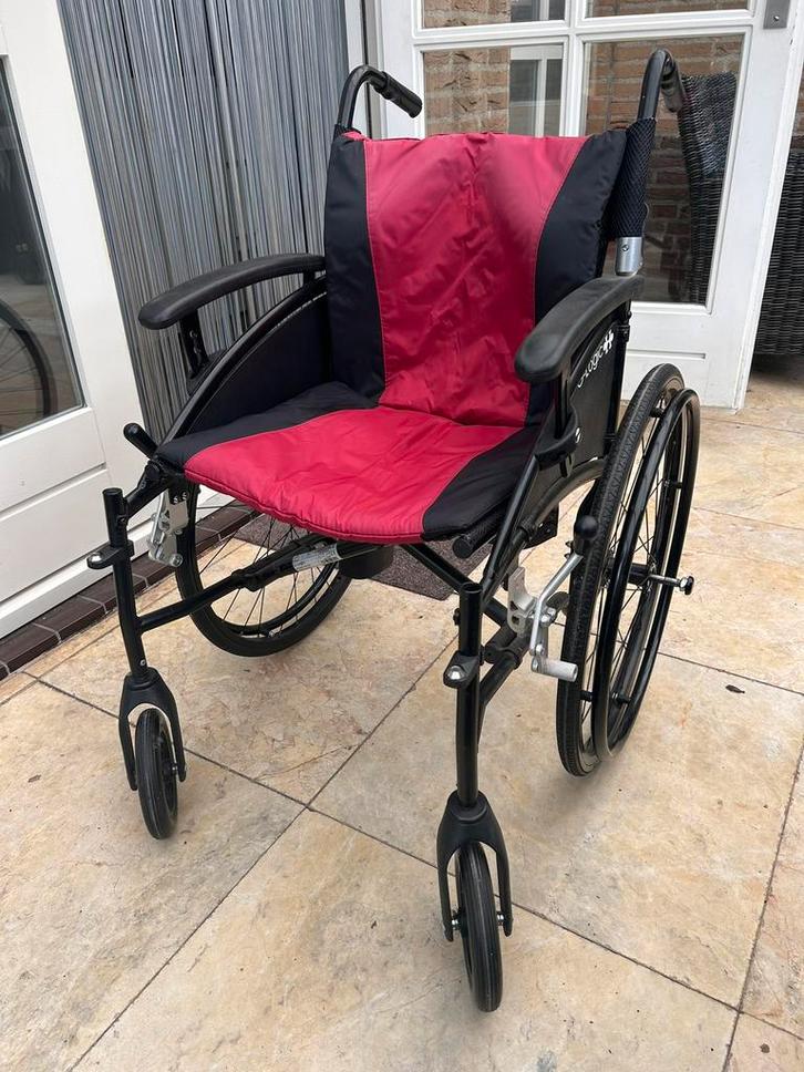G logic rolstoel, Diversen, Rolstoelen, Zo goed als nieuw, Duwrolstoel, Ophalen of Verzenden