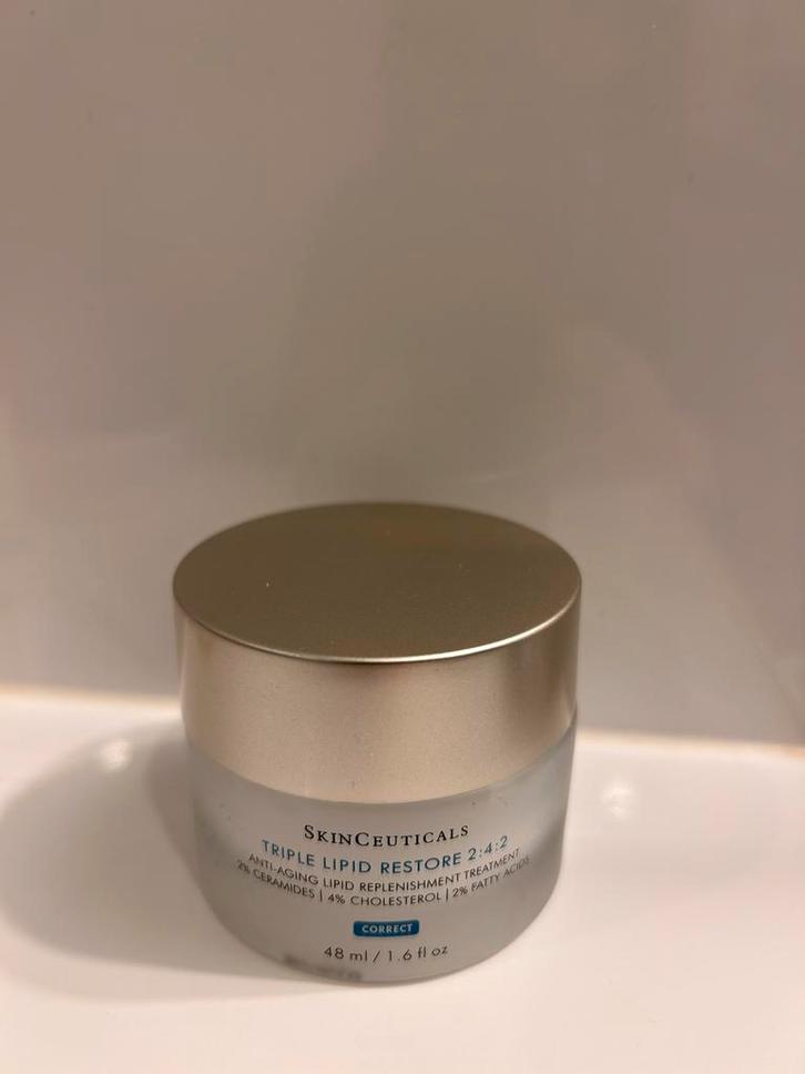 Skinceuticals Triple Lipid Restore 2:4:2 Dagcrème, Sieraden, Tassen en Uiterlijk, Uiterlijk | Gezichtsverzorging, Zo goed als nieuw