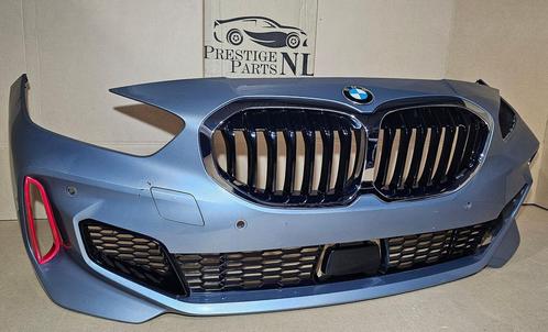 Voorbumper BMW 1 Serie F40 M135i M140i M PERFORMANCE 4xPDC, Auto-onderdelen, Carrosserie en Plaatwerk, Bumper, BMW, Voor, Gebruikt