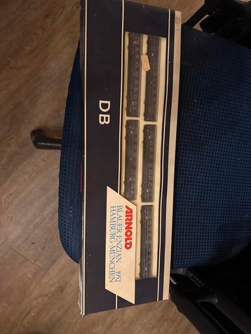 Arnold Blauer Enzian DB Wagonset beschikbaar voor biedingen