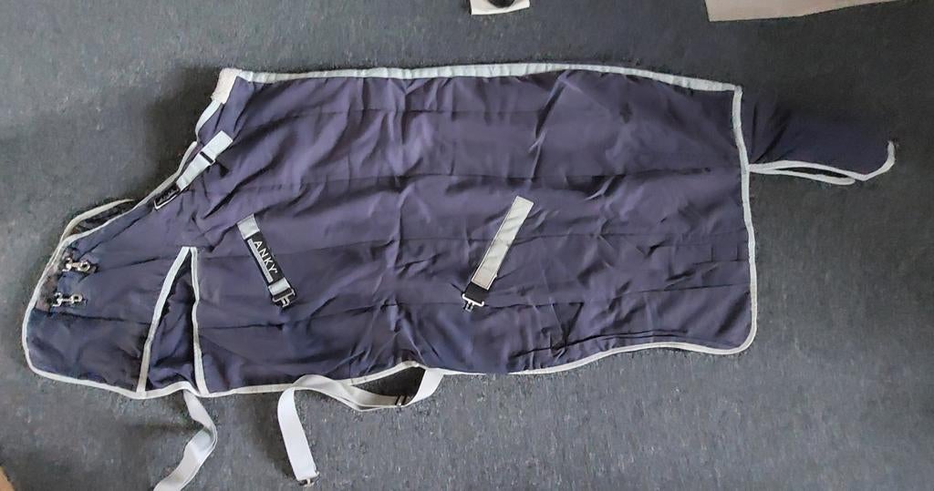 Mooie luxe Anky stal- winterdeken 300 gr maat 145 / 195 cm, Dieren en Toebehoren, Paarden en Pony's | Dekens en Dekjes, Verzenden