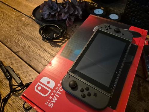 Switch V2 2019, Spelcomputers en Games, Spelcomputers | Nintendo Switch, Zo goed als nieuw, Switch 2019 Upgrade, Ophalen of Verzenden