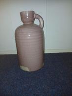 Oud roze stenen vaas, Huis en Inrichting, Woonaccessoires | Vazen, Steen, Gebruikt, Overige kleuren, 50 tot 75 cm
