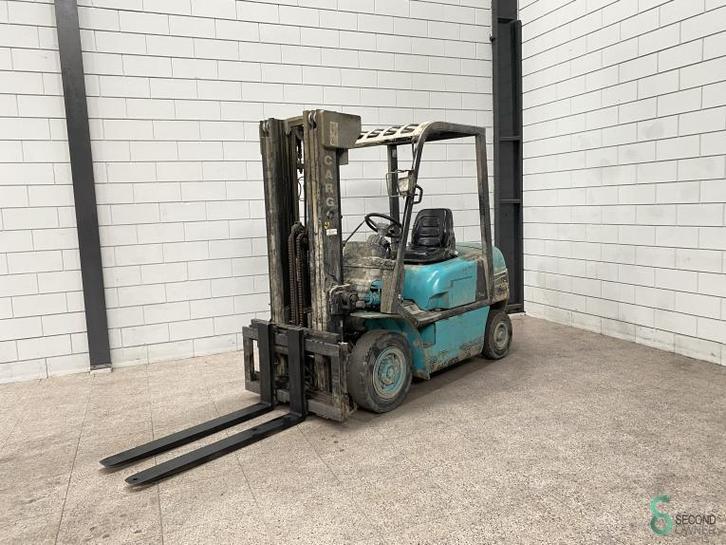 Heftrucks Diesel Patria FD25, Zakelijke goederen, Machines en Bouw | Heftrucks en Intern transport, Heftruck, Diesel, 2000 tot 3000 kg