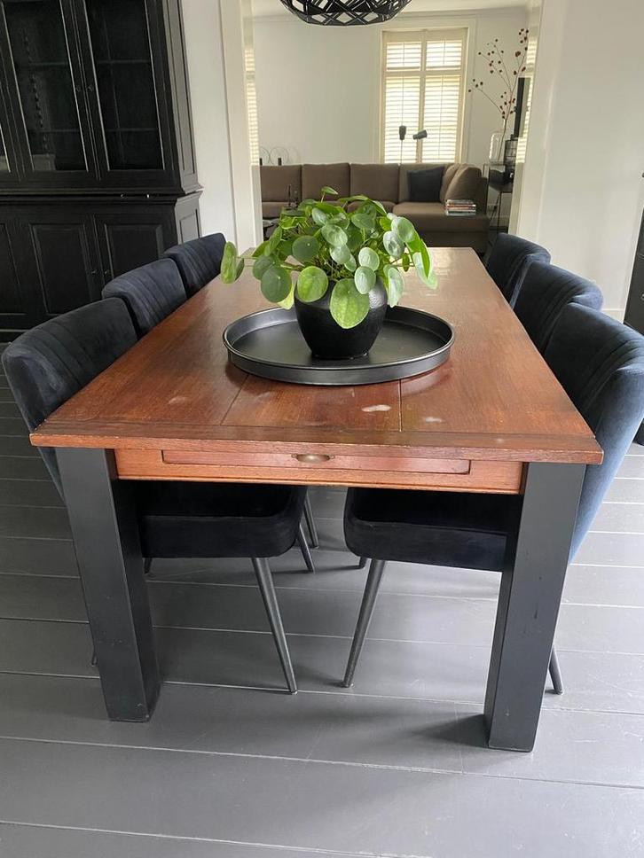Tafel met stalen poten, Huis en Inrichting, Tafels | Eettafels, Gebruikt, 50 tot 100 cm, 150 tot 200 cm, Vijf personen of meer