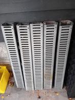 Kunststof goot met ijzeren rooster 5 st, Ophalen, Afvoer, Gebruikt, Pvc