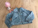 Schattig meisjes spijkerjasje maat 116 met drukknopen, Ophalen of Verzenden, Zo goed als nieuw, Meisje, Jas