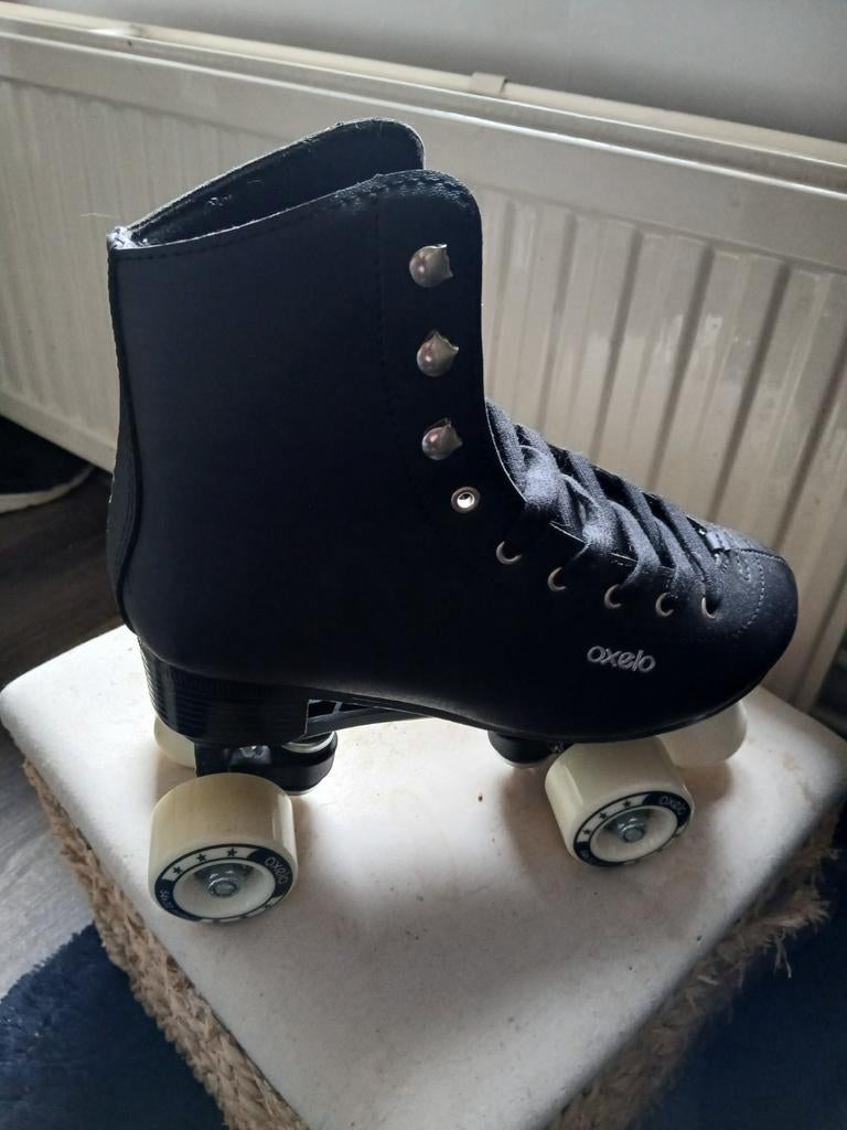 Rolschaatsen, Sport en Fitness, Skeelers, Overige merken, Ophalen of Verzenden, Zo goed als nieuw, Bescherming