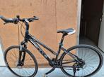 Goed onderhouden mooie mat zwarte dames crosstail, 28 inch, Gebruikt, Ophalen, Overige merken