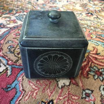 Vintage Sierdoosje met Deksel beschikbaar voor biedingen