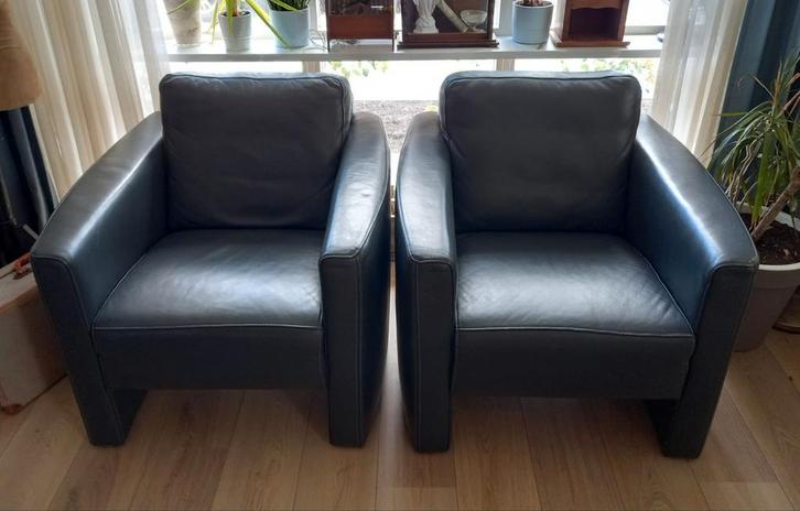 Set van 2 zwartgrijze leren fauteuils, Huis en Inrichting, Fauteuils, Gebruikt, 75 tot 100 cm, 75 tot 100 cm, Ophalen