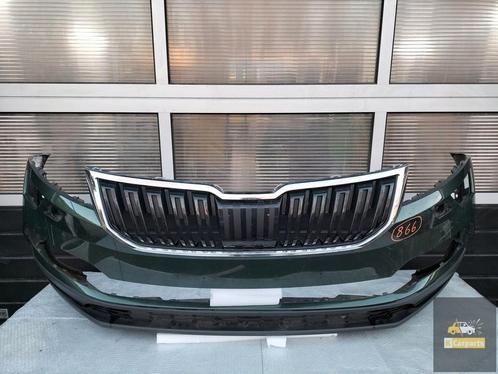 SKODA KAROQ VOORBUMPER, Auto-onderdelen, Carrosserie en Plaatwerk, Bumper, Skoda, Gebruikt, Ophalen of Verzenden