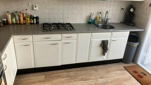 Gratis Ikea keuken kookplaat, spoelbak en kraan, Huis en Inrichting, Keuken | Complete keukens, Gebruikt, Enkelwandige keuken