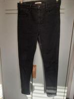 Levi's 720 High Rise Zwarte Denim Maat 30, LEVIS, Zwart, Ophalen of Verzenden, Zo goed als nieuw