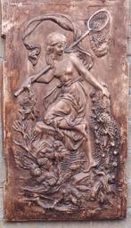 Garden of Eden. Polychroom gips wandplaquette. 26/47 cm., Ophalen, Zo goed als nieuw, Overige typen, Christendom | Katholiek