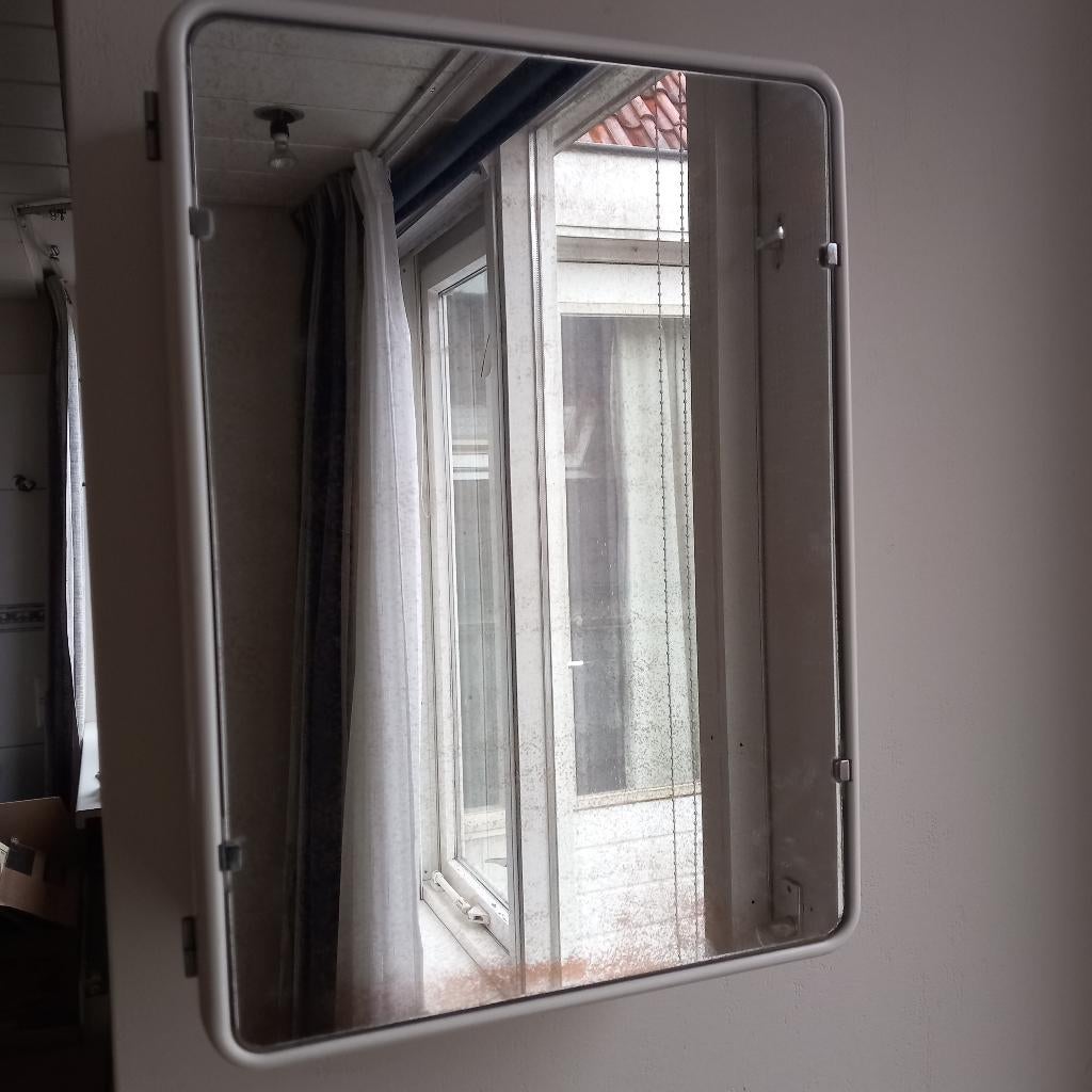 Retro medicijnkastje, Ophalen, Huis en Inrichting