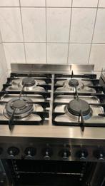 Gasfornuis met oven, Witgoed en Apparatuur, Fornuizen, Hete lucht, Zo goed als nieuw, Gas, 85 tot 90 cm