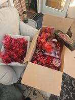 Doos rode kerstballen, versieringen, slingers etc, Diversen, Ophalen, Nieuw