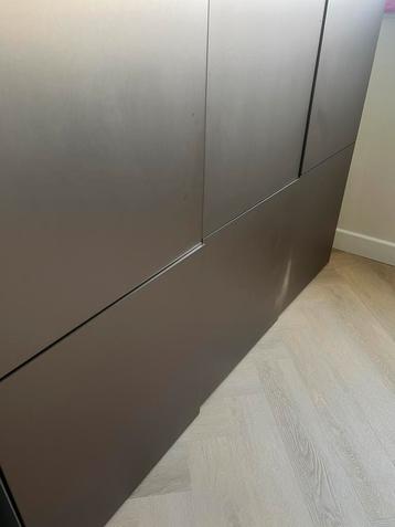 3 ikea kasten,2 deuren
