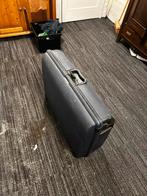 Carlton Koffer - Stevig en Betrouwbaar, 60 tot 70 cm, Gebruikt, Hard kunststof, 45 tot 55 cm