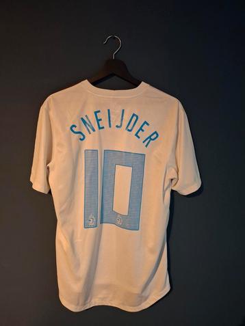 Sneijder uitshirt 2013 Nederlands Elftal beschikbaar voor biedingen