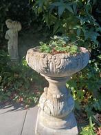 Antieke Stenen Tuinvaas op Voet, Ophalen of Verzenden, Gebruikt