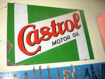 Retro Emaille reclamebord CASTROL in metaal  beschikbaar voor biedingen