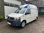 Volkswagen Transporter T5 ambulance 4x4 bj 2015, 276.000 km, Auto's, Volkswagen, Euro 5, Stof, Beige, Wit