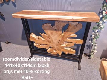 roomdivider/sidetable/bar. teak schijf met suar plank. beschikbaar voor biedingen