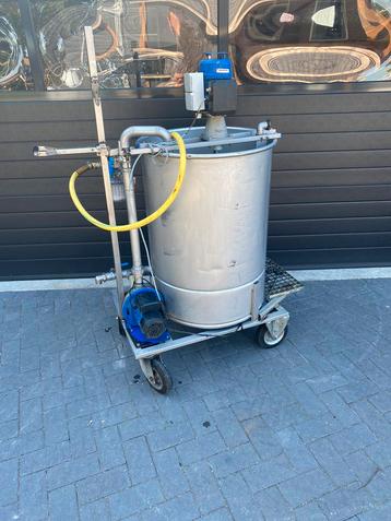 Melkmixer 200L beschikbaar voor biedingen