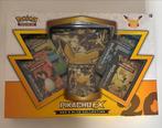 Pikachu EX Red & Blue Collection Box, Ophalen of Verzenden, Nieuw, Overige typen, Foil