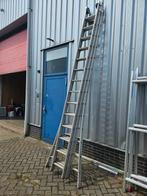 Ladder 3x14 treden ..max werkhoogte 10 meter Met gevelrollen, Ophalen, Gebruikt, Ladder, Opvouwbaar of Inschuifbaar