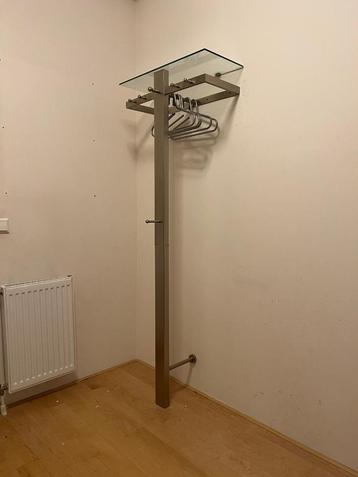 Roestvrijstalen kapstok + hangers