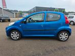 Peugeot 107 1.0-12V Urban Move, Voorwielaandrijving, Stof, Gebruikt, Zwart