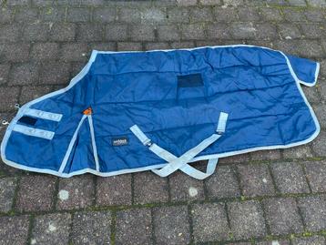 Staldeken Epplejeck 300 gram maat: 145/195.  (6.9) beschikbaar voor biedingen