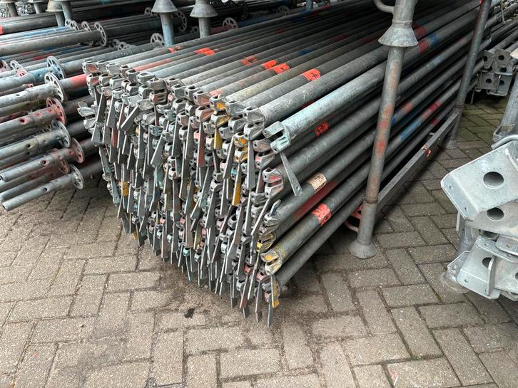 Layher Allround liggers 2.57M, Doe-het-zelf en Verbouw, Steigers, Nieuw, Overige typen, Minder dan 2 meter, Ophalen