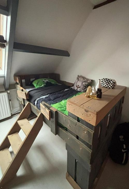 Stoere halfhoogslaper van steigerhout met gave details izgs, Huis en Inrichting, Slaapkamer | Bedden, Zo goed als nieuw, Eenpersoons