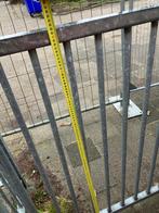 Gegalvaniseerd hekwerk 16m met poort - Zelf demonteren, Ophalen, Met poort, Gebruikt, Spijlenhekwerk