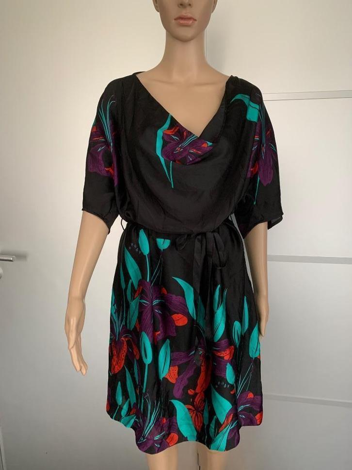 E170 Steps maat 42=L jurk jurkje zwart rood paars groen, Kleding | Dames, Jurken, Zo goed als nieuw, Maat 42/44 (L), Zwart, Knielengte