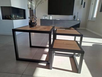 Salontafel set staal met eiken beschikbaar voor biedingen
