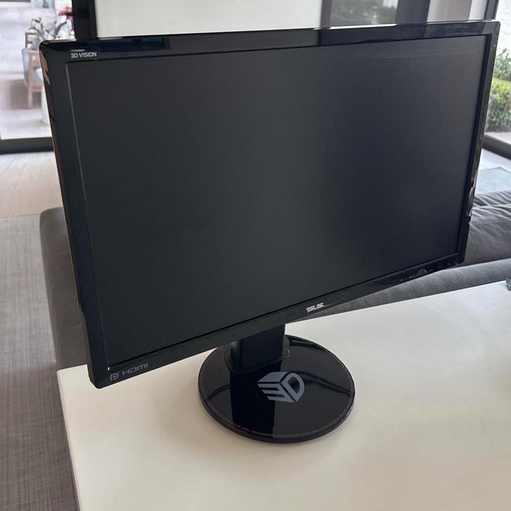 Asus VG248QE /game monitor/ 24''/ 144Hz /1ms/ speakers, Computers en Software, Monitoren, Zo goed als nieuw, 101 t/m 150 Hz, DisplayPort