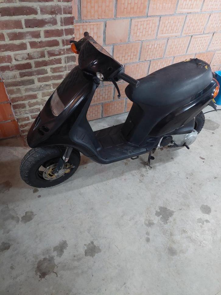 Typhoon onderdelen, Fietsen en Brommers, Brommeronderdelen | Scooters, Gebruikt, Piaggio, Frame, Ophalen of Verzenden