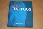 500 Tattoos. 500 afbeeldingen in kleur en zwart-wit., Boeken, Ophalen of Verzenden, Gelezen