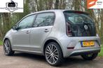Volkswagen Move Up! 2017 sportieve look, 834 kg, Origineel Nederlands, Te koop, Zilver of Grijs
