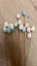 Bosje paaseitjes op een lange satestok, Ophalen of Verzenden, Zo goed als nieuw