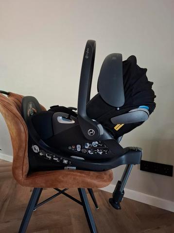 Cybex Cloud Z i-size plus met bijbehorende Base beschikbaar voor biedingen