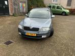 Skoda Octavia 2.0 Combi FSI 110KW 2006 Grijs, Auto's, 65 €/maand, 1300 kg, 4 cilinders, 1984 cc